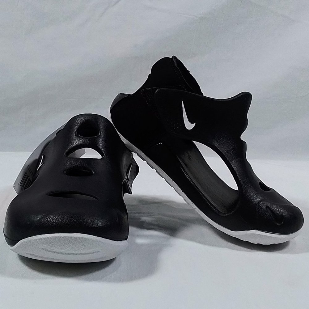 Nike Black and White Kids Sandals